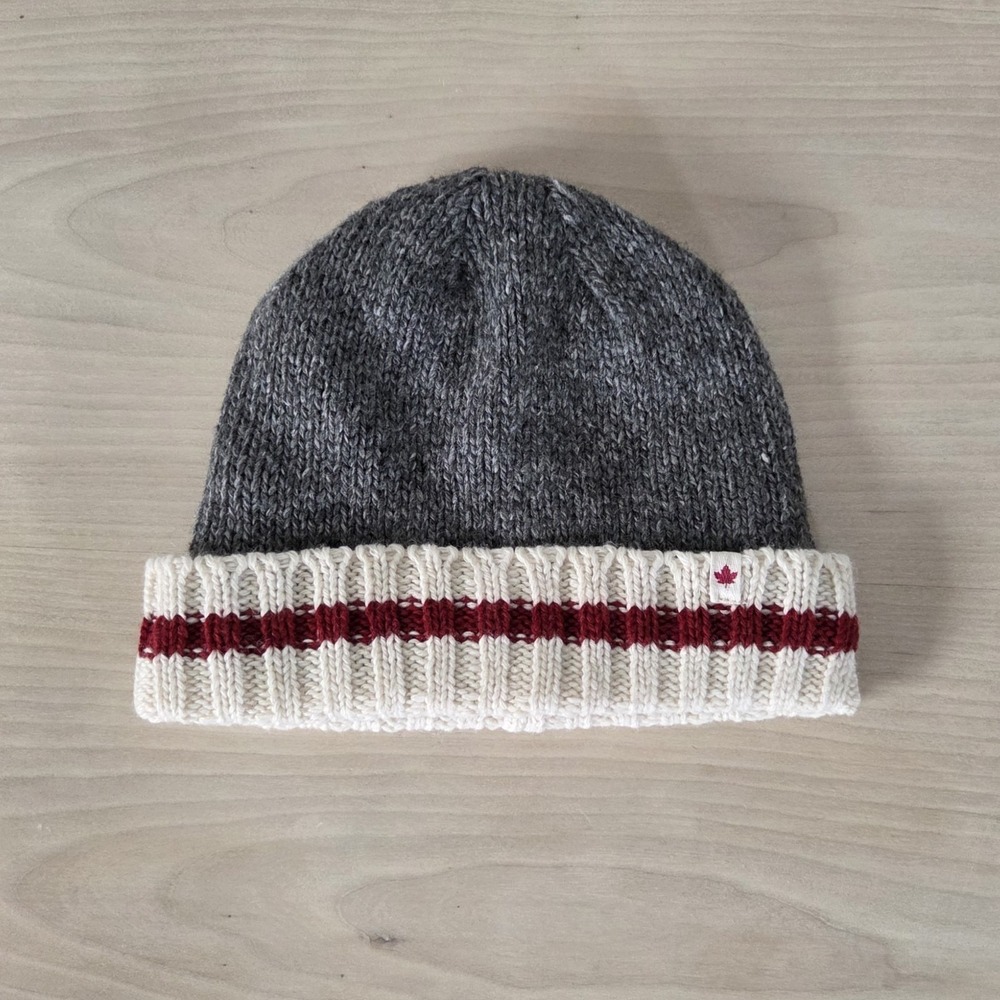 TRUE NORTH Classic Canadian 'Work Sock'  Knit Hat Beanie Toque Winter 11.5"